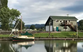 Vackra Nedre Columbia Hamlet On The Water - Image 5