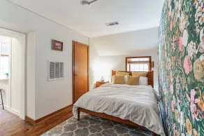 Thornton Studio with Kitchenette - Image 2