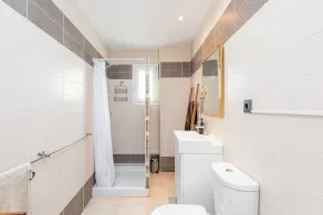 Metropolitan Apartment in Malaga by Solaga Holiday Homes - Image 3