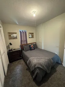 River Retreat-- Newly Remodeled Cottage On The River And Minutes From Cave Run - Image 5