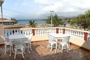 Hostal La Playita - Image 4