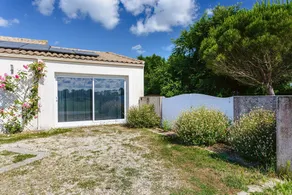 Apartment 'Between Countryside and Ocean' with Private Garden and Wi-Fi - Image 5
