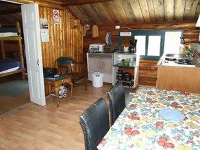 Casa de 2 habitaciones - Estilo rústico \"A Frame\" Log-River de Marten, ON Olive the Lake Cottage # 2 - Image 5