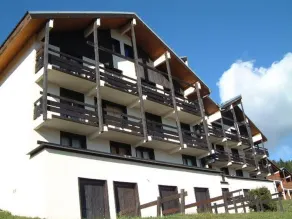 Bright studio with south balcony, pets allowed - Image 5