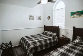 THE OLD CHURCH INN is a luxurious Property near Salmon River - Image 5