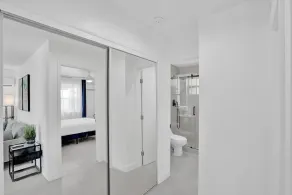 Hallandale Beach Modern apartment Chic Backyard - Image 3