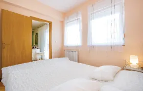 Nice Apartment In Rijeka With Wifi - Image 5