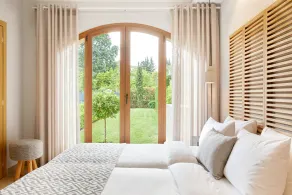 Villa Anna close to the sea with 4 bedrooms, private pool & outdoor jacuzzi. - Image 3