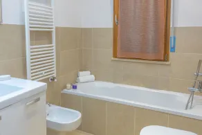 Sea view apartment in the hills in Senigallia with balcony - Image 2