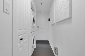Suite 206 Downtown Montreal | W/ Balcony, Queen Bed, Sofa Bed, Parking & 65` TV - Image 3
