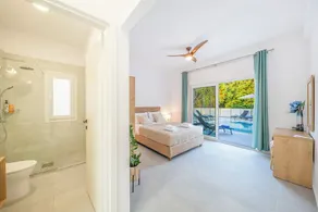 Family Villa Ami - private minigolf, outdoors gym, heated pool - 2min from beach - Image 5