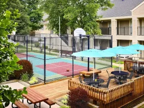 Discover a Charming Stay in Princeton! Free Breakfast and Seasonal Outdoor Pool! - Image 2