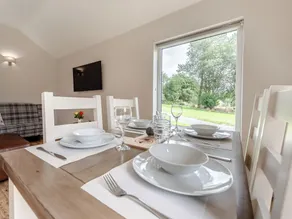 A beautiful lodge in tranquil surroundings with a hot tub - perfect. - Image 5