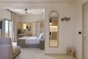 Jaccuzzi Romantic Suite in Firostefani,sea view! - Image 4