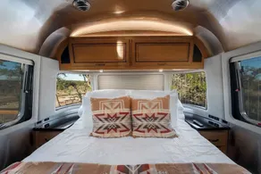 Airstream Getaway - Hot Tub & Fire Pit - Image 4