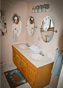 Knotty Pine - Image 2