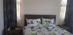 Quiet Beach Apt - Image 5