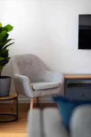 Captain's Cove All Accessible Luxury Apartment with Free Netflix - Image 2