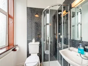 7 bedroom accommodation in Portpatrick - Image 5