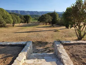 Splendid Provencal property with breathtaking views - Image 5