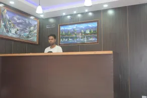 Hotel holiday inn - Image 5