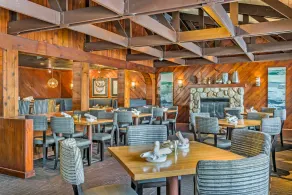 Blue Water Inn - Image 3