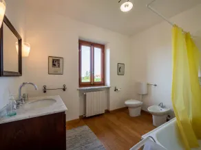 Skøn privat feriebolig for 8 gæster med WIFI, TV, balkon og kæledyr tilladt - Image 3