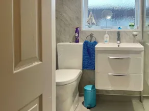 3 bedroom accommodation in Thornton-Cleveleys - Image 2