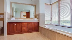 FAIRWAY GARDENS - Image 2