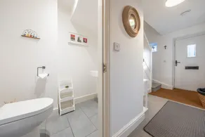 Victory Cottage est une jolie maison de brique et de silex récemment construite - Image 3