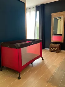 Family cottage with private spa & heated pool - Image 3