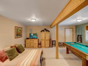 The Coop- Mtn Cabin, Fireplace, Pool Table, Pet Friendly, EV Charger, Grill - Image 4