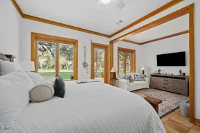 AMAZING!!! Beautiful Country House. -  Access to River, Olympic pool, Sleep 24. - Image 4