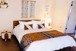 Arcadia Condo: Pool, Patio & Pet-Friendly - Image 5