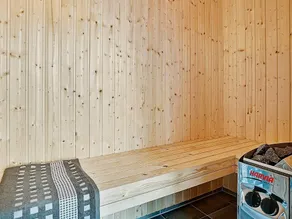 10 person holiday home in L kken - Image 2