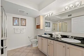 Crescent Shores, 3 sovrum Beachfront Condo, Hot Tub och gratis Wi-Fi! - Image 3