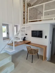 Stone build suite with private pool - Image 2