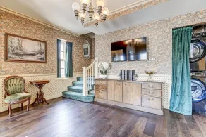 Spacious Carriage House | Private Entrance | Historic & Stylish - Image 4