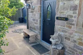 1 Bed Cottage - Sleeps 3 - Garden - Parking - Wifi - Image 5