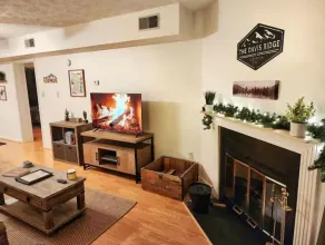 Mountain Views, Skiing, Heated Pool, Fireplace - Image 4