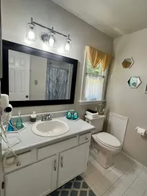Clean, Quiet, & Cozy Ashland Home  - Image 2