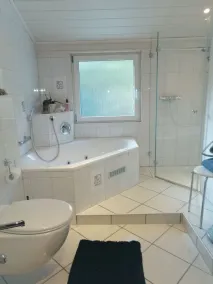 Quiet, spacious maisonette apartment (6pers.) 2bathrooms, 2balconies 30km to Heidelberg  - Image 3