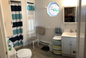 York Manor, Apt 2, Short Sands Beach - Image 2