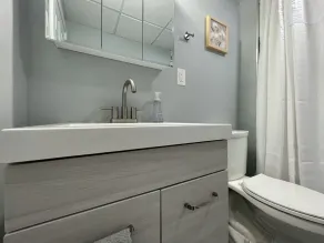 Bell Hill Modern 2BD Condo near Hospitals | HBHS - Image 4