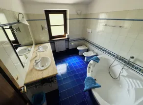 Villa vista mare adriatica con piscina privata - Image 3