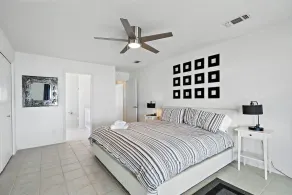 The Beach House - Image 4