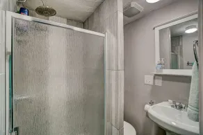Hot Tub + Views! Chic 3BR/2BA Tosan’s Cottage - Image 2