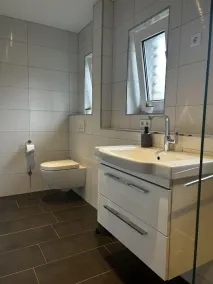 W20 I Gruppen I 7 Zimmer für 9 I 2 Bäder I Garten I Netflix Smart TV I Premium - Image 3