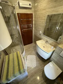 Wunderschönes, 100 m² großes Apartment mit seltenen und wertvollen Möbeln - Image 3