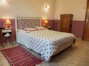 Schickes Narbonne Pool-Retreat - Image 5